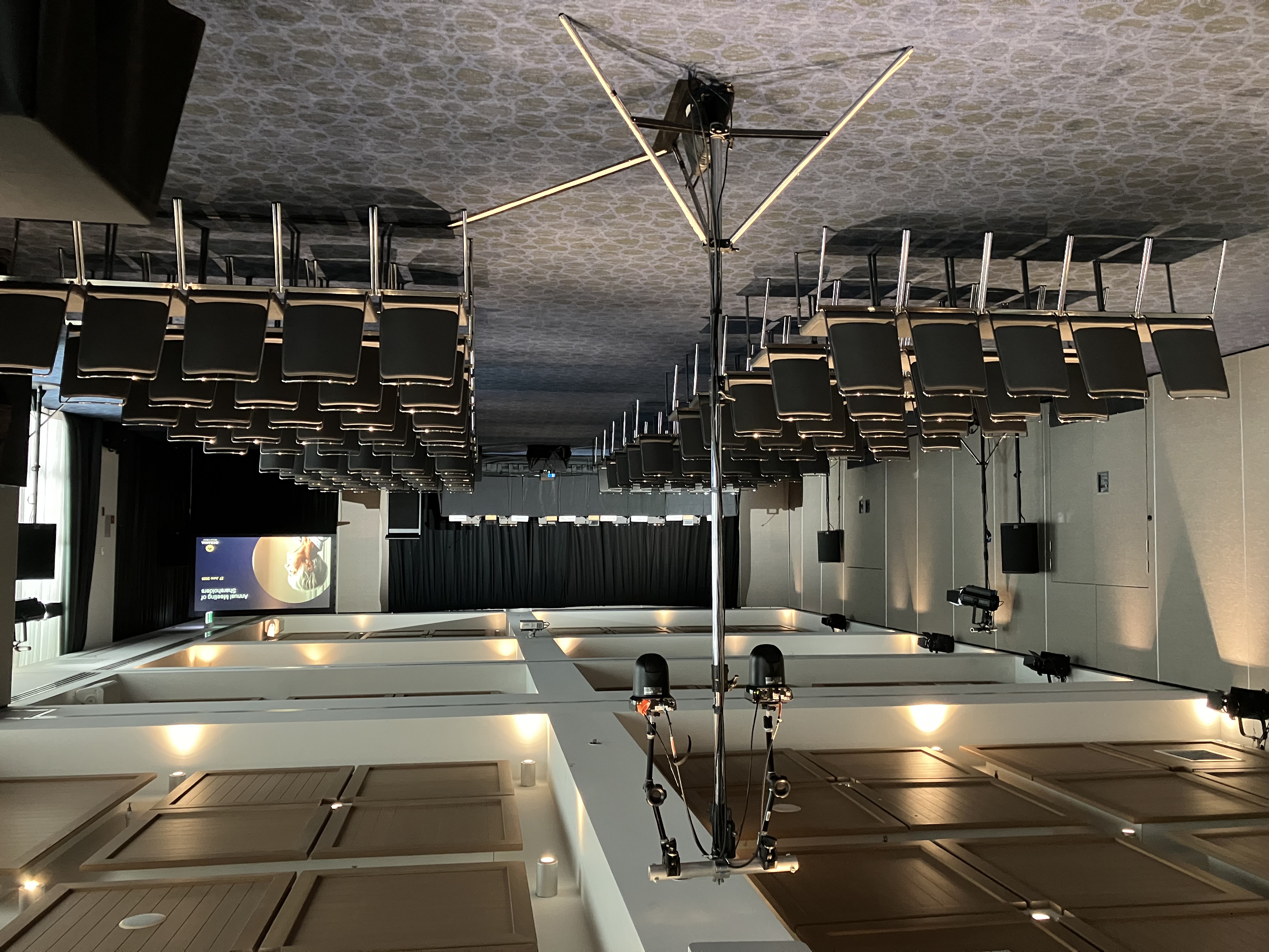 Oceania Room Setup